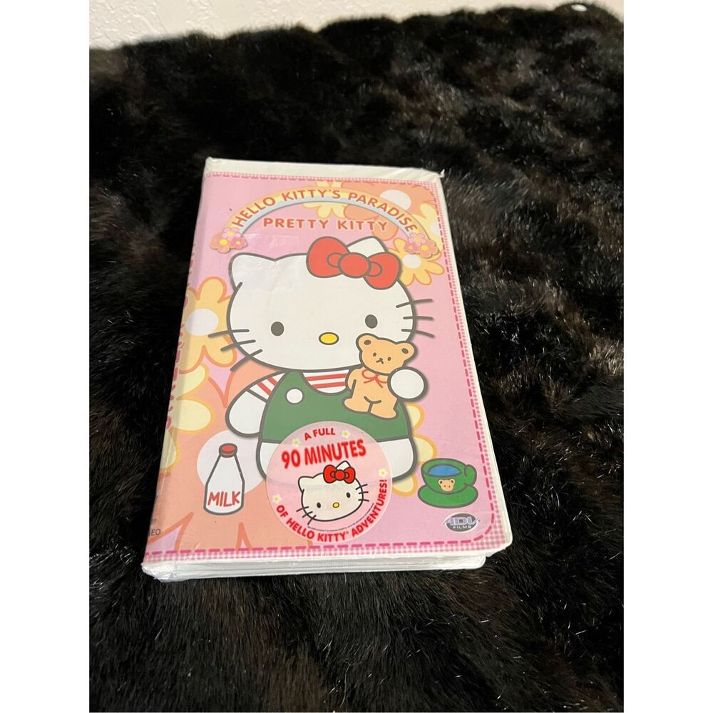 Hello Kitty  Paradise - Vol. 1: Pretty Kitty (VHS, 2002) New